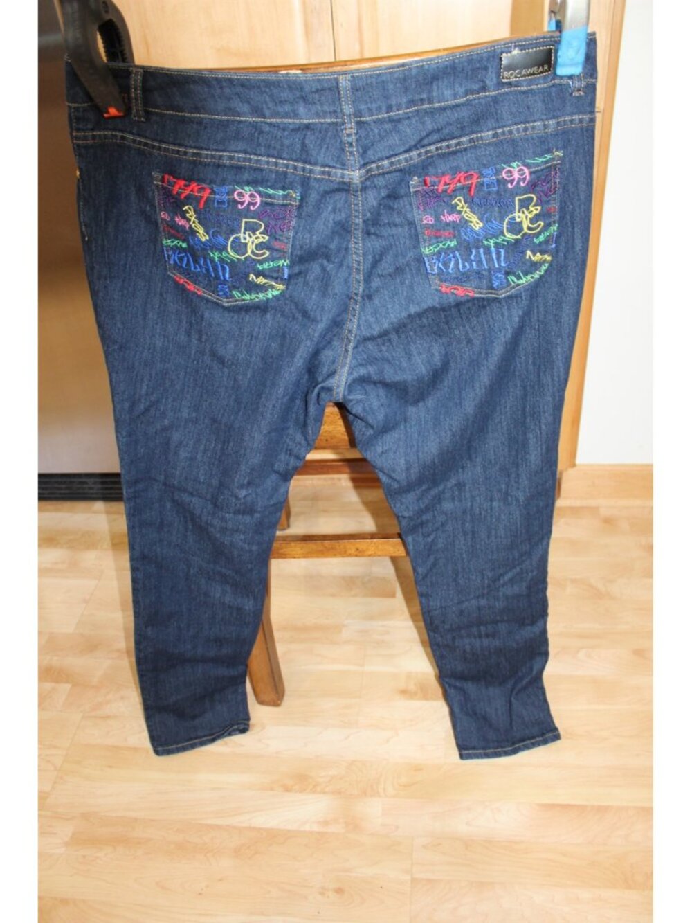 Women's Rocawear Jeans Blue Denim Embroidered Pockets Size 22